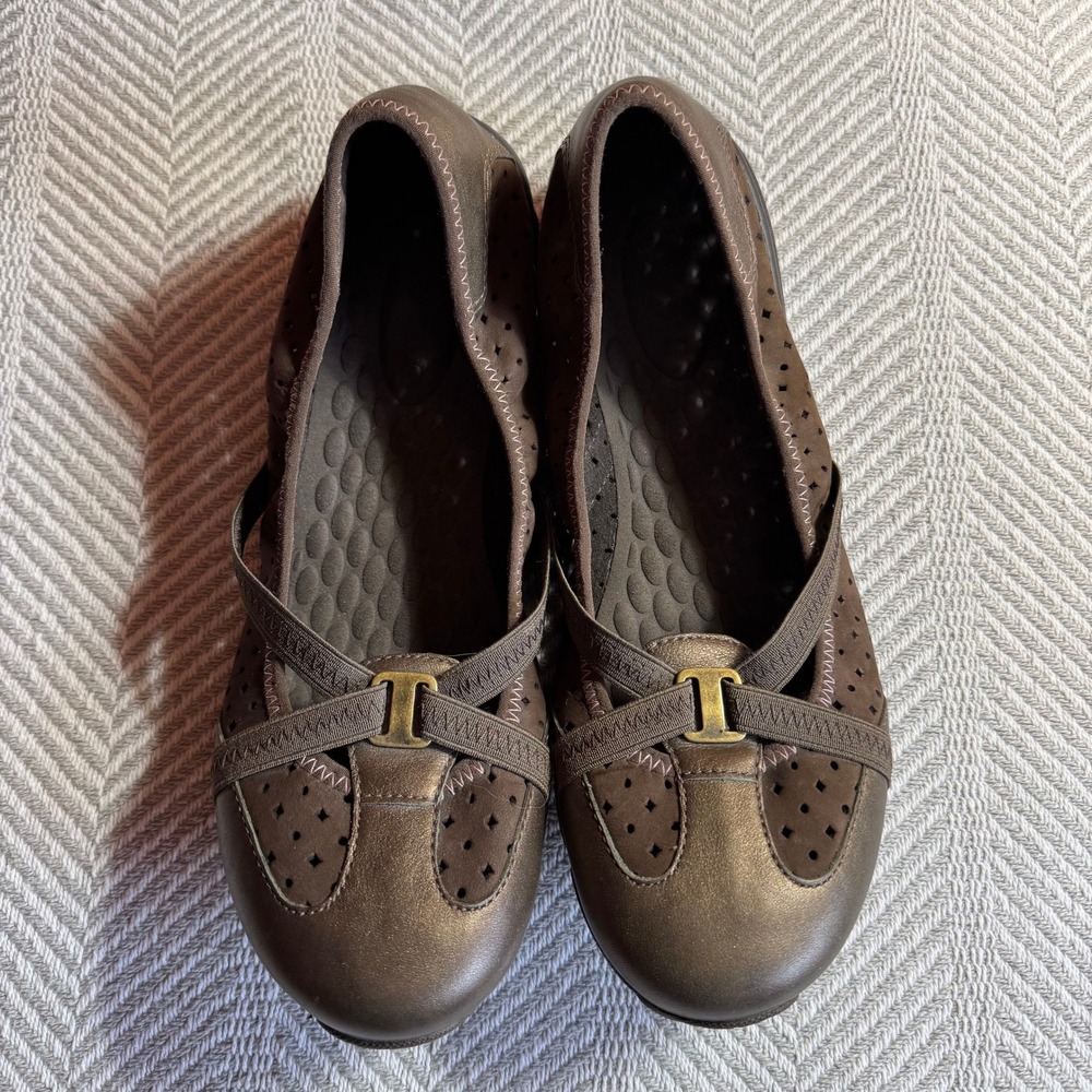 Privo by Clarks Brown Leather Perforated Ballet Flats Metallic Accents 8M - Picture 2 of 8